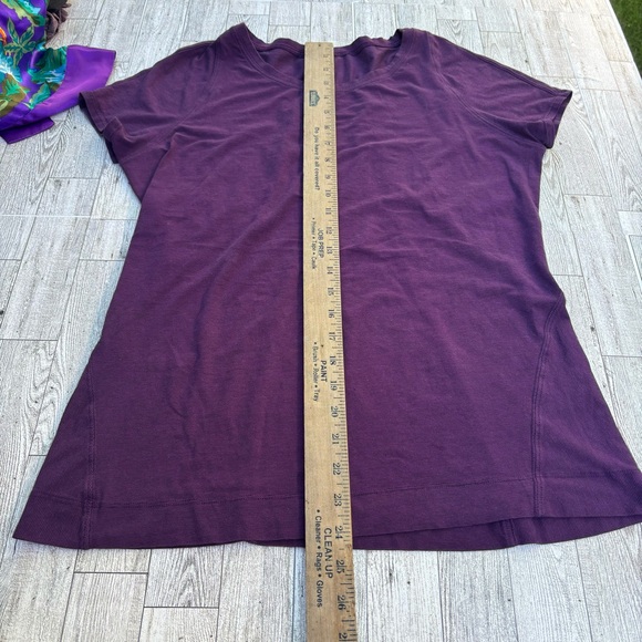 Lululemon Womens Basic T shirt Purple Crew neck pit-18” No size tag stretchable - Picture 7 of 8